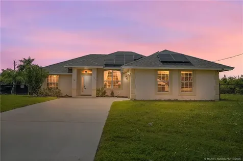 1798 SE Fallon Drive Port St Lucie FL 34983