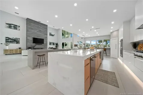 6879 SE South Marina Stuart FL 34996