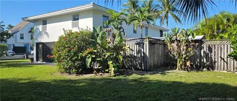 5267 NE Shore Village Terrace Stuart FL 34996