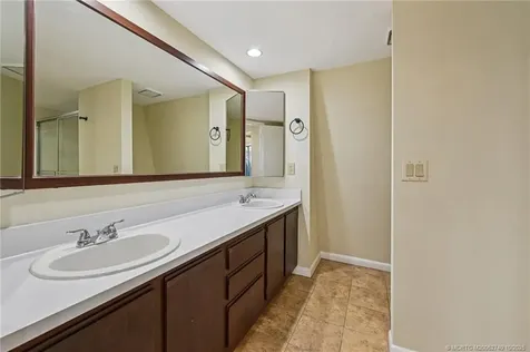 6466 SE Windsong Lane Stuart FL 34997