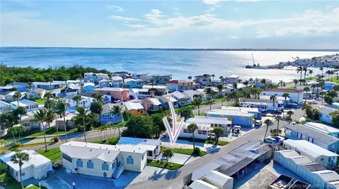 2105 Nettles Boulevard Jensen Beach FL 34957