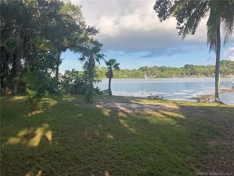 4605 SE Williams Way Stuart FL 34997
