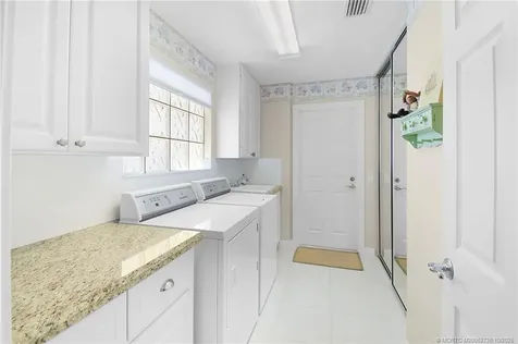 8438 SE Retreat Drive Hobe Sound FL 33455