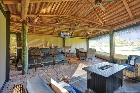 450 NW Sandtrap Lane Port St Lucie FL 34986