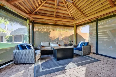 450 NW Sandtrap Lane Port St Lucie FL 34986