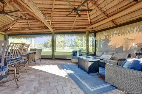 450 NW Sandtrap Lane Port St Lucie FL 34986