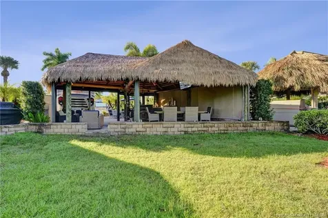 450 NW Sandtrap Lane Port St Lucie FL 34986