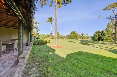450 NW Sandtrap Lane Port St Lucie FL 34986