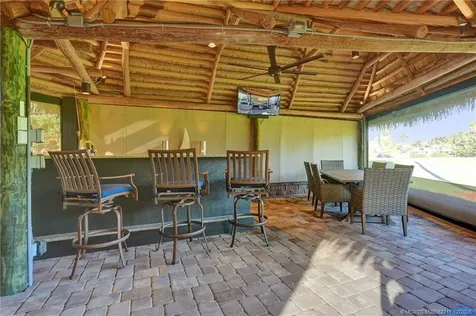 450 NW Sandtrap Lane Port St Lucie FL 34986