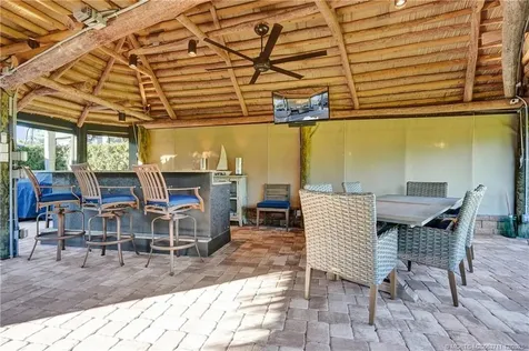 450 NW Sandtrap Lane Port St Lucie FL 34986