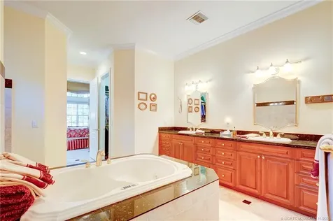 4577 SE Waterford Drive Stuart FL 34997