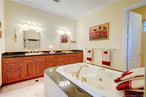 4577 SE Waterford Drive Stuart FL 34997