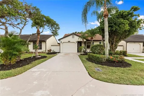 1341 SE Carrington Court Port St Lucie FL 34952