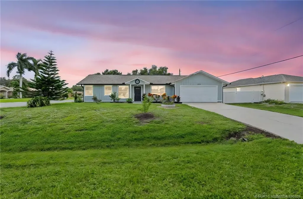 452 SW Todd Avenue Port St Lucie FL 34983