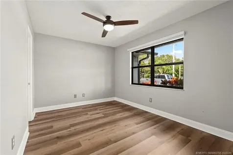 452 SW Todd Avenue Port St Lucie FL 34983