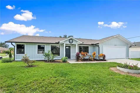 452 SW Todd Avenue Port St Lucie FL 34983