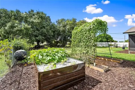 452 SW Todd Avenue Port St Lucie FL 34983