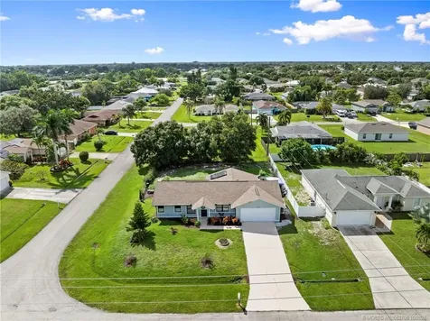 452 SW Todd Avenue Port St Lucie FL 34983