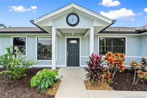 452 SW Todd Avenue Port St Lucie FL 34983