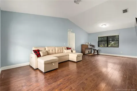 452 SW Todd Avenue Port St Lucie FL 34983