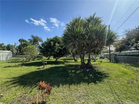 2720 SE Helms Avenue Port St Lucie FL 34952