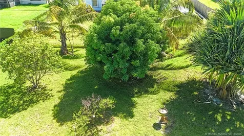 2720 SE Helms Avenue Port St Lucie FL 34952