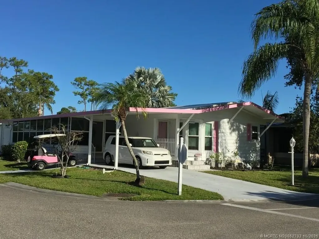 15957 Indianwood Circle Indiantown FL 34956