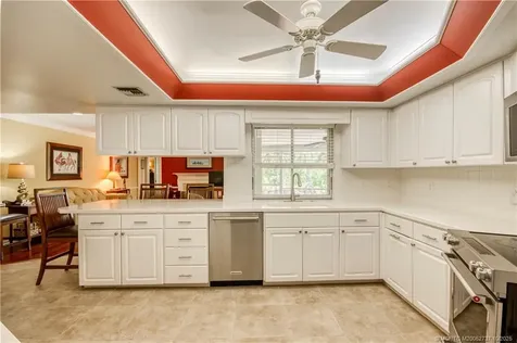 8629 SE Duncan Street Hobe Sound FL 33455