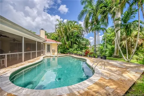 8629 SE Duncan Street Hobe Sound FL 33455