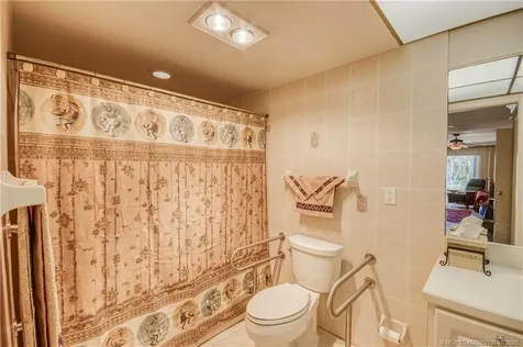 8629 SE Duncan Street Hobe Sound FL 33455