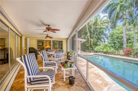 8629 SE Duncan Street Hobe Sound FL 33455