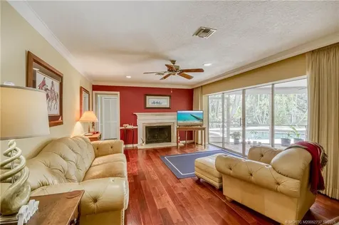 8629 SE Duncan Street Hobe Sound FL 33455