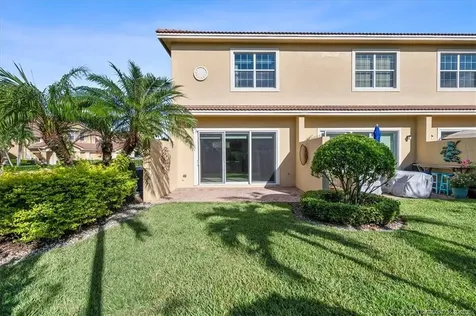 692 SW Glen Crest Way Stuart FL 34997