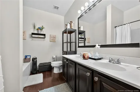 5121 NW Wisk Fern Circle Port St Lucie FL 34986