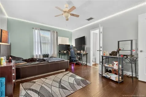 5121 NW Wisk Fern Circle Port St Lucie FL 34986