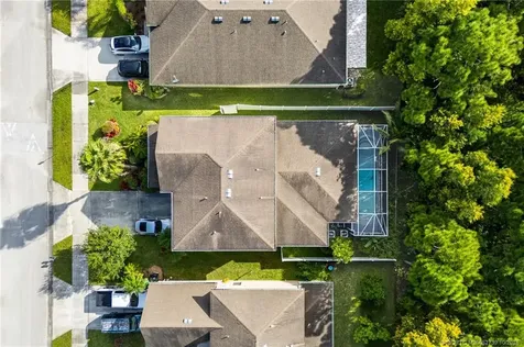 5121 NW Wisk Fern Circle Port St Lucie FL 34986