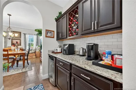 5121 NW Wisk Fern Circle Port St Lucie FL 34986