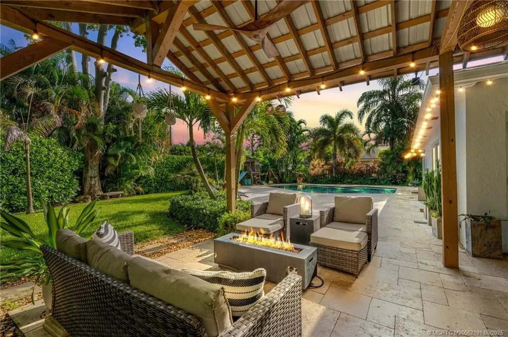 4249 Heather Circle E Palm Beach Gardens FL 33410