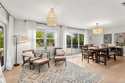 4249 Heather Circle E Palm Beach Gardens FL 33410