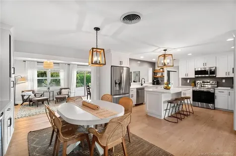 4249 Heather Circle E Palm Beach Gardens FL 33410