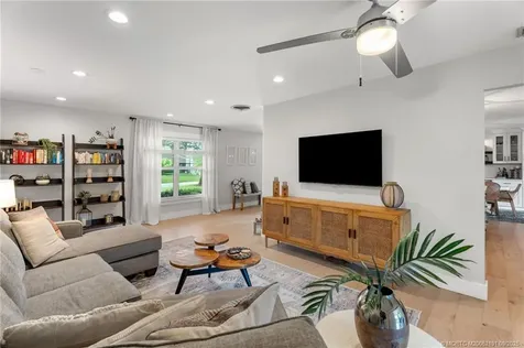 4249 Heather Circle E Palm Beach Gardens FL 33410