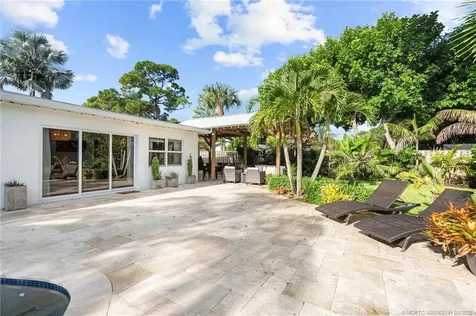 4249 Heather Circle E Palm Beach Gardens FL 33410