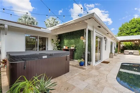 4249 Heather Circle E Palm Beach Gardens FL 33410