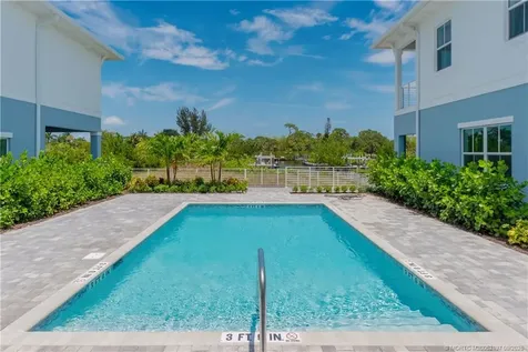 4674 SE Manatee Way Stuart FL 34997