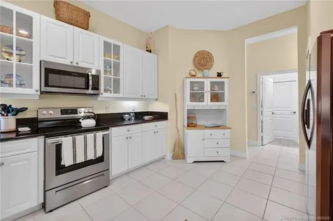 548 NE Canoe Park Circle Port St Lucie FL 34983