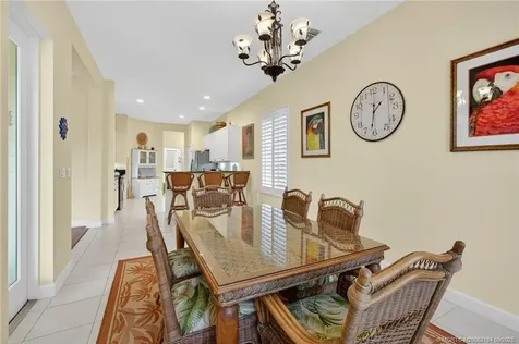 548 NE Canoe Park Circle Port St Lucie FL 34983