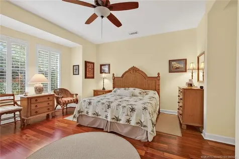 548 NE Canoe Park Circle Port St Lucie FL 34983