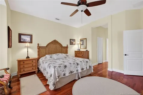 548 NE Canoe Park Circle Port St Lucie FL 34983