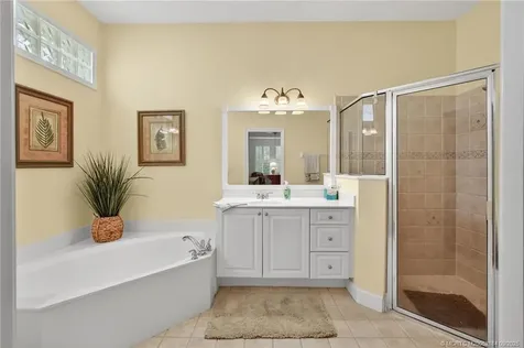 548 NE Canoe Park Circle Port St Lucie FL 34983