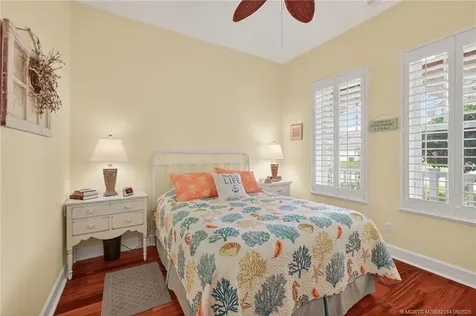 548 NE Canoe Park Circle Port St Lucie FL 34983